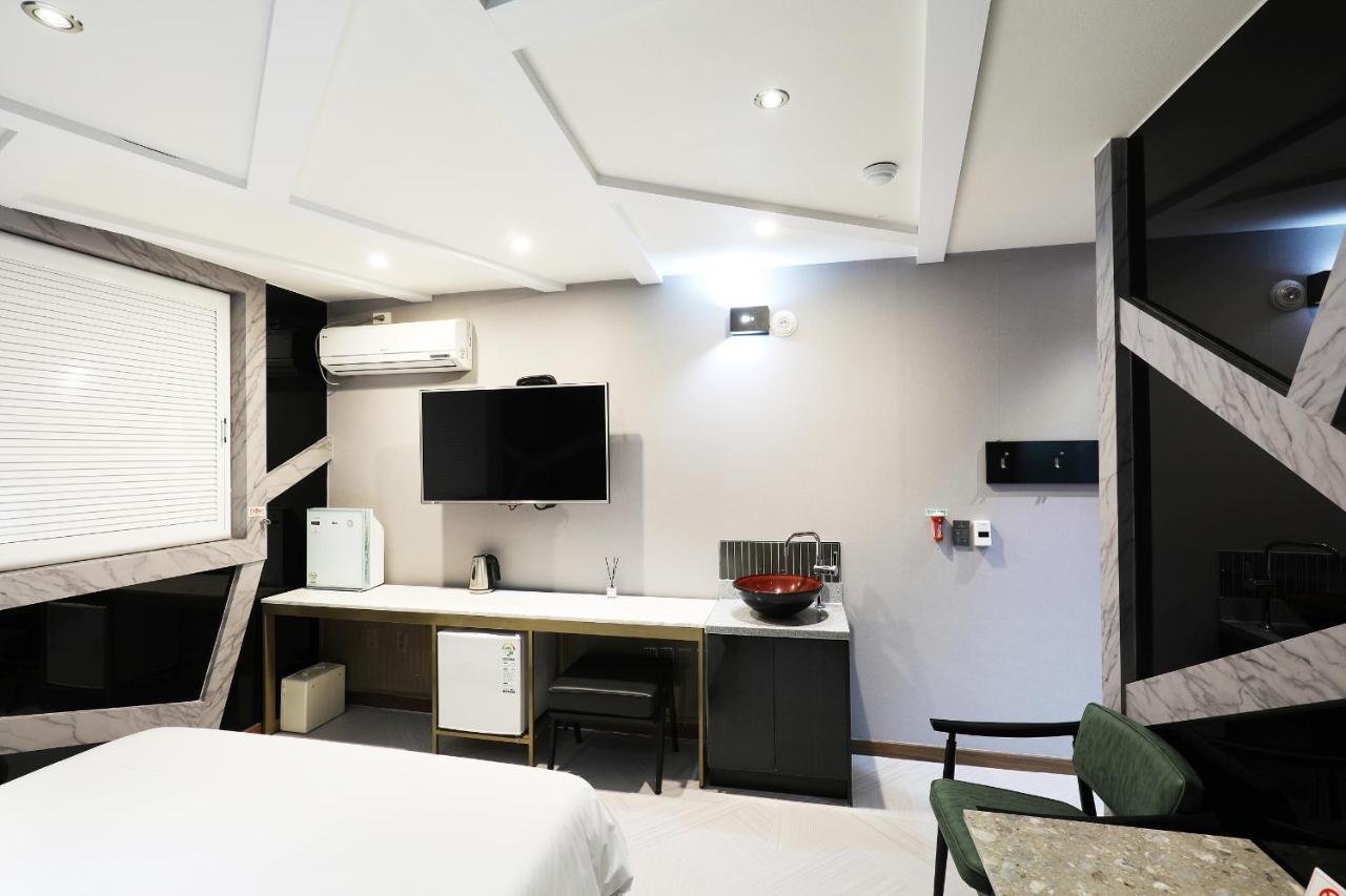 Bellino Hotel Puan Kültér fotó