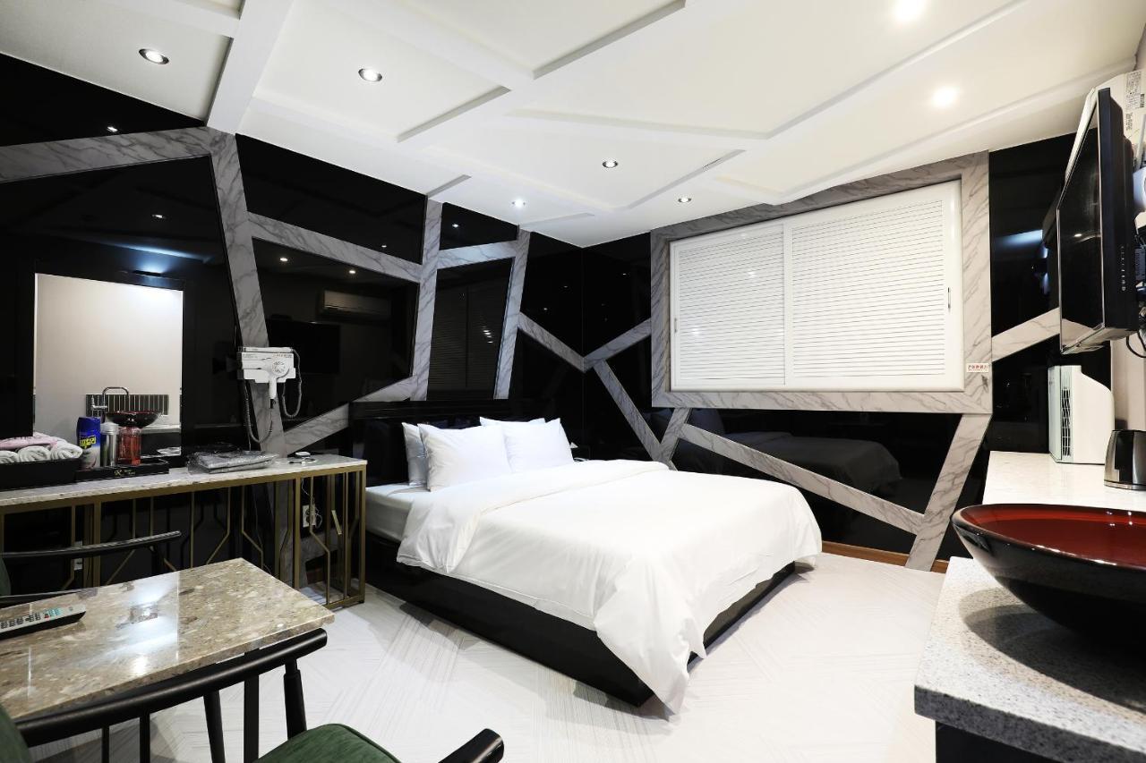 Bellino Hotel Puan Kültér fotó