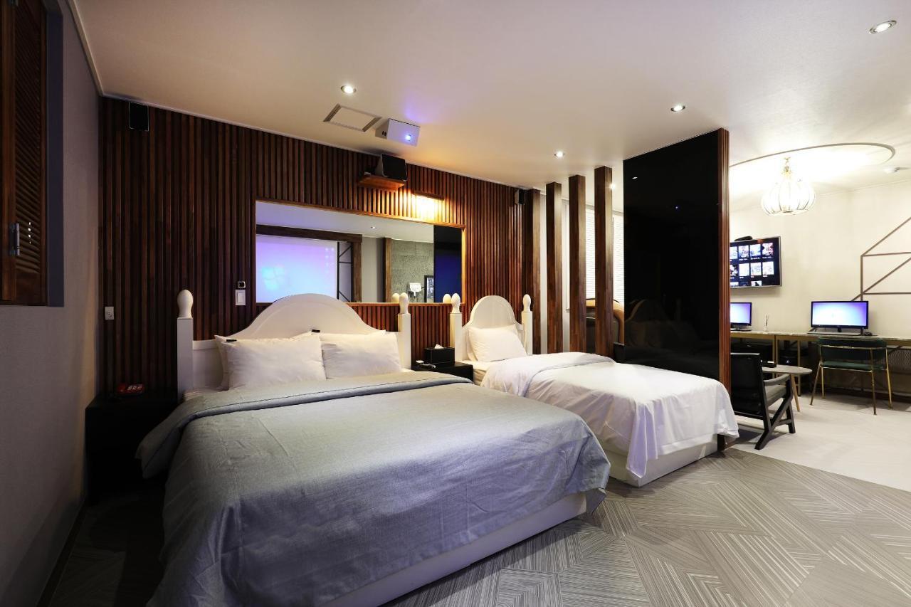Bellino Hotel Puan Kültér fotó